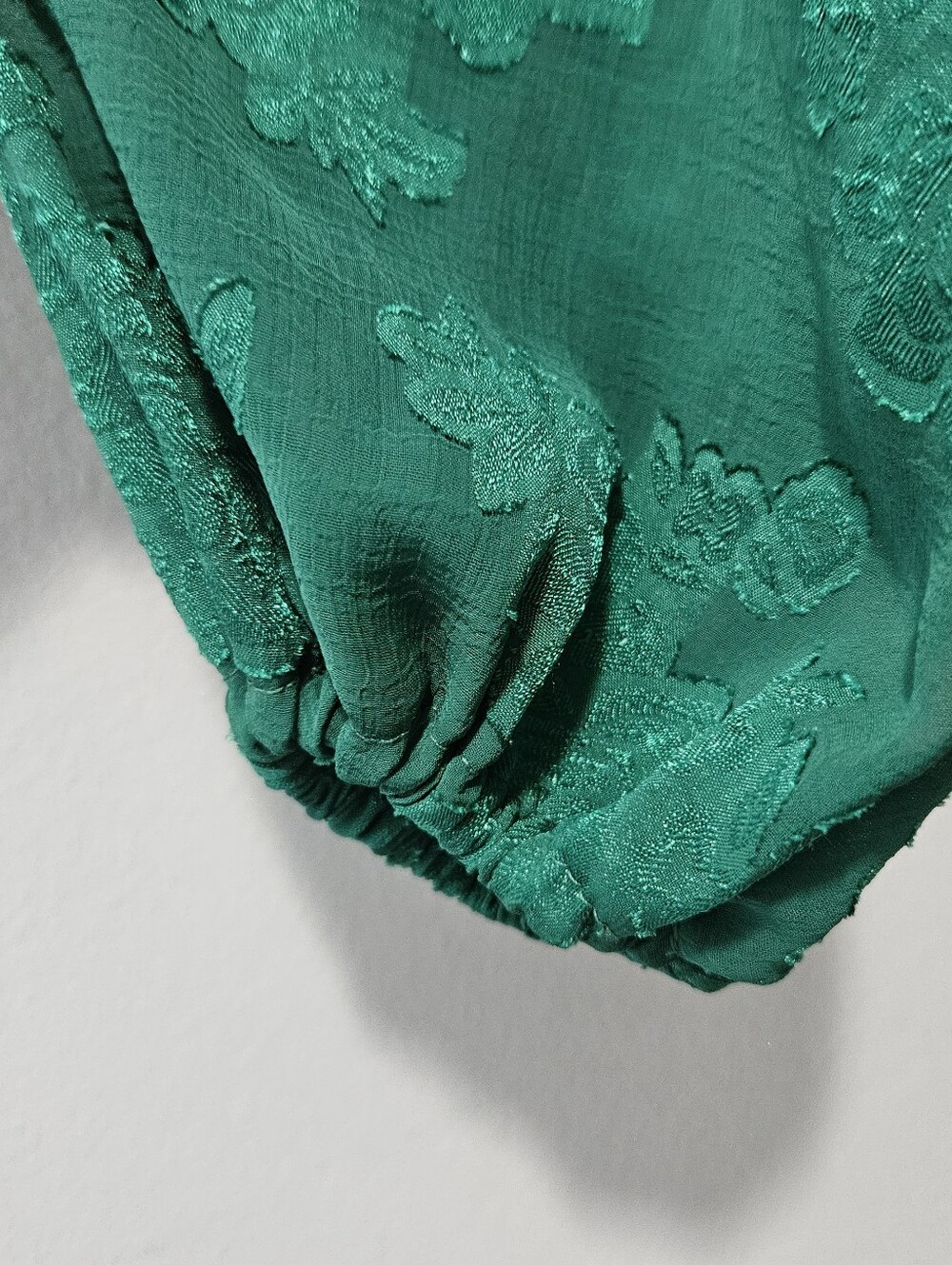 Dress - Picture 4 of 9